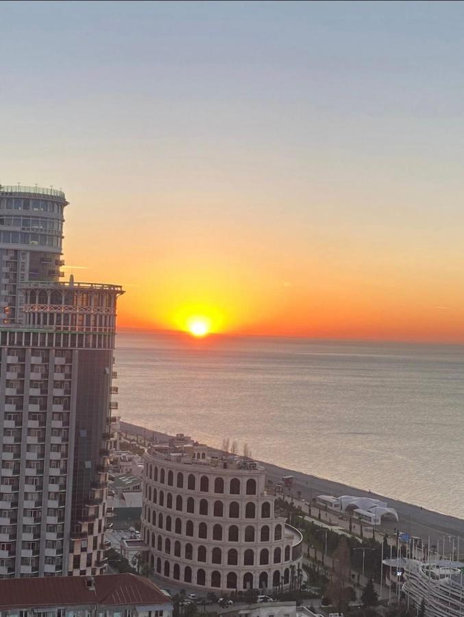 Apartments Orbi City Sea View Batum Dış mekan fotoğraf