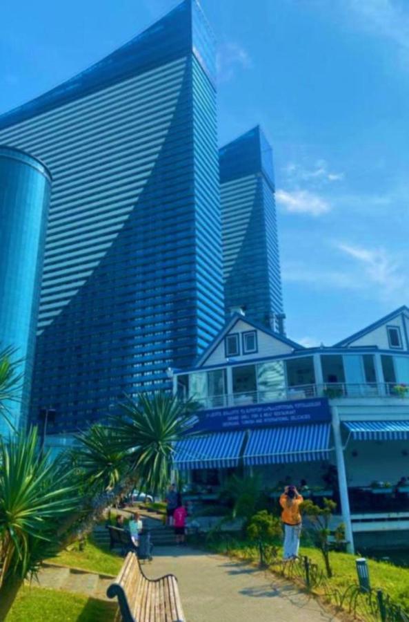 Apartments Orbi City Sea View Batum Dış mekan fotoğraf